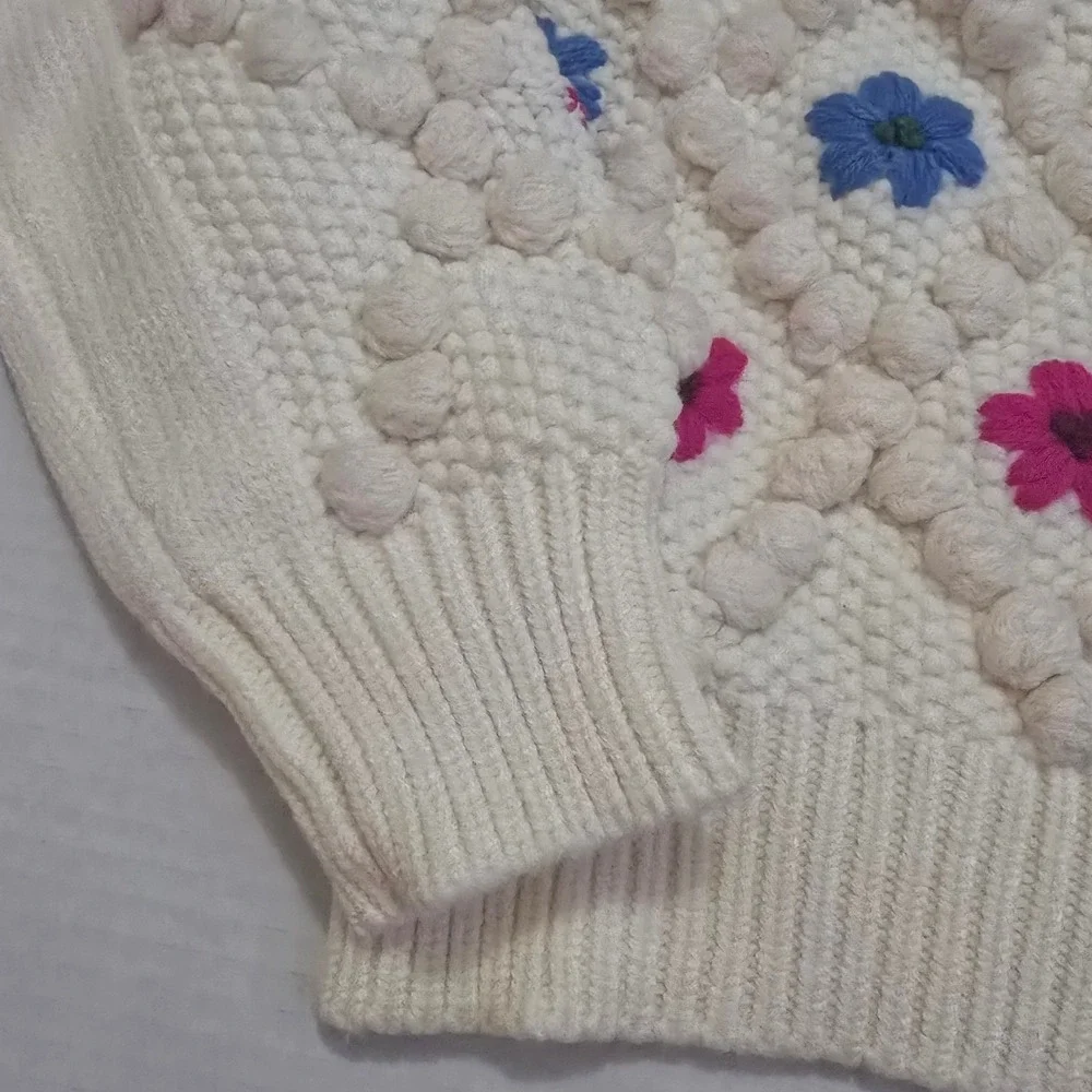 Allison New York Cottagecore Embroidered Pom Cardigan Cream Floral Sweater Small